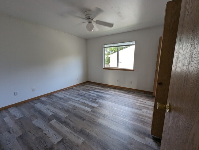 Building Photo - 3111 Diamond St
