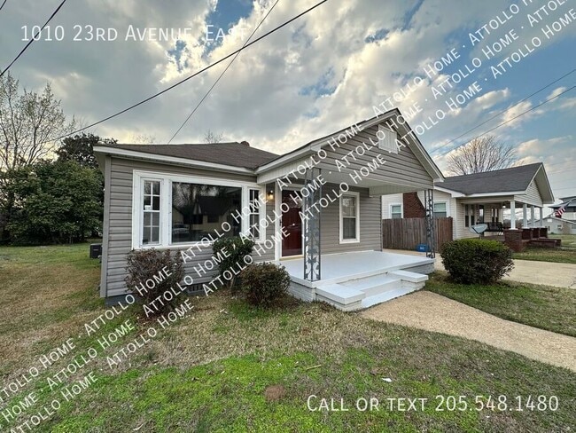 Building Photo - 1010 23rd Ave E