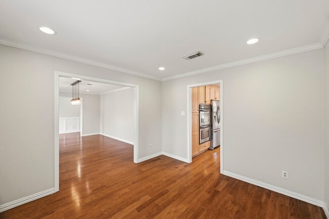 Building Photo - 6131 Yarwell Dr