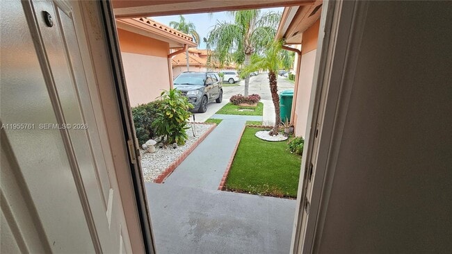 Building Photo - 20814 San Simeon Way