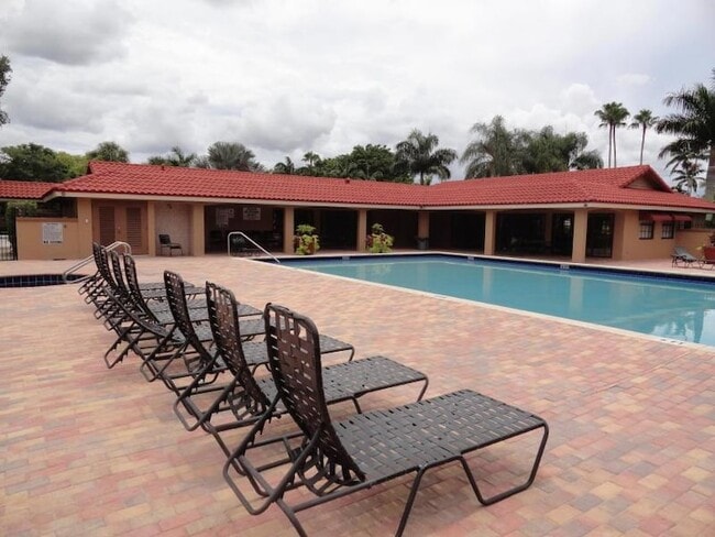 Building Photo - 8255 Severn Dr