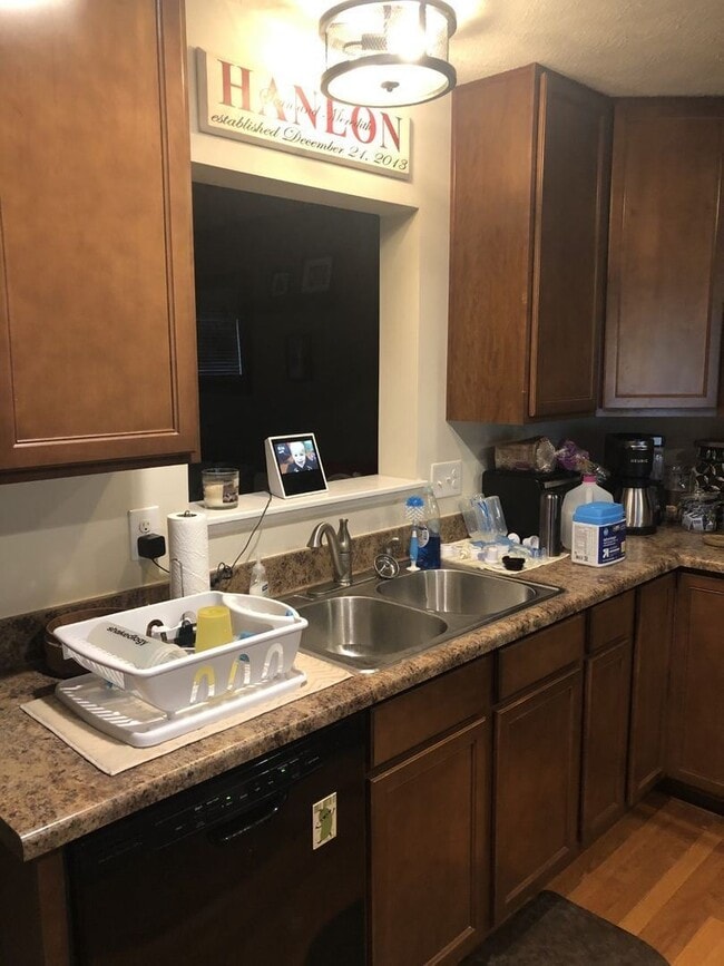 Building Photo - 3 br, 2.5 bath House - 211 Summerfield Drive