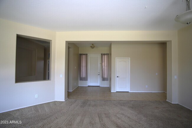 Building Photo - 779 E Mead Dr