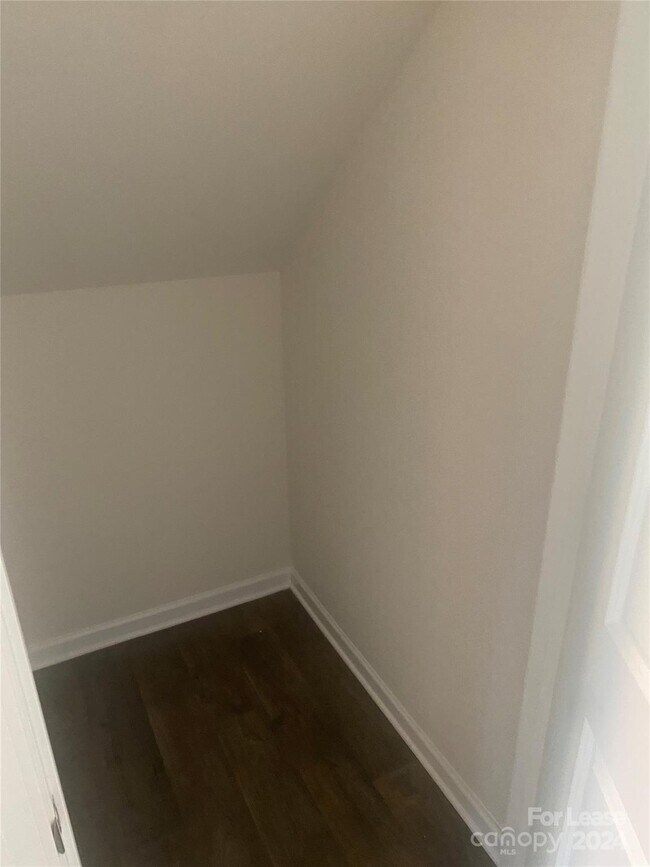 Building Photo - 1754 Bright Hope Ln