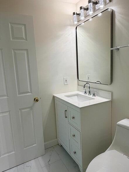 Building Photo - 20323 Snowpoint Pl