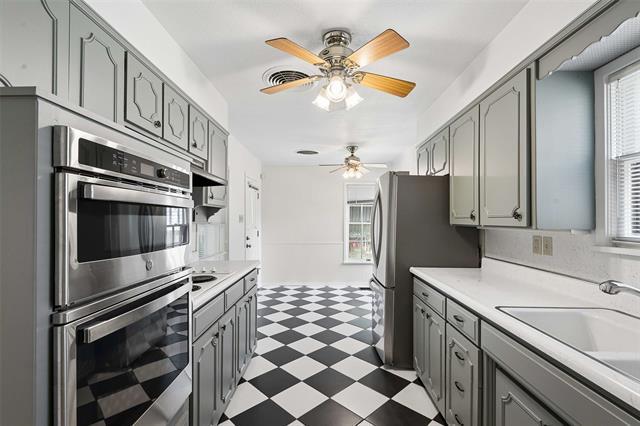 Building Photo - 3616 Harwen Terrace