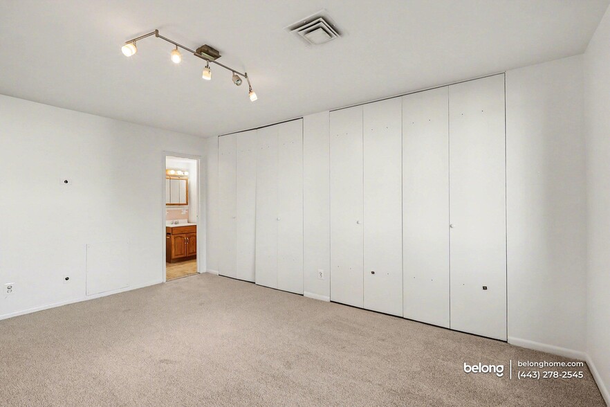 Building Photo - 3450 Toledo Ter