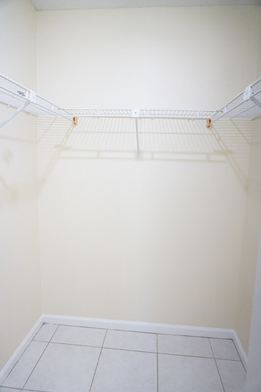 Building Photo - 8745 Satalite Terrace