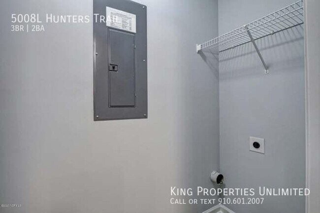 Building Photo - 5008L Hunters Trail