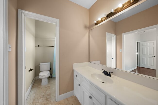 Building Photo - 2438 Ripplewood Dr