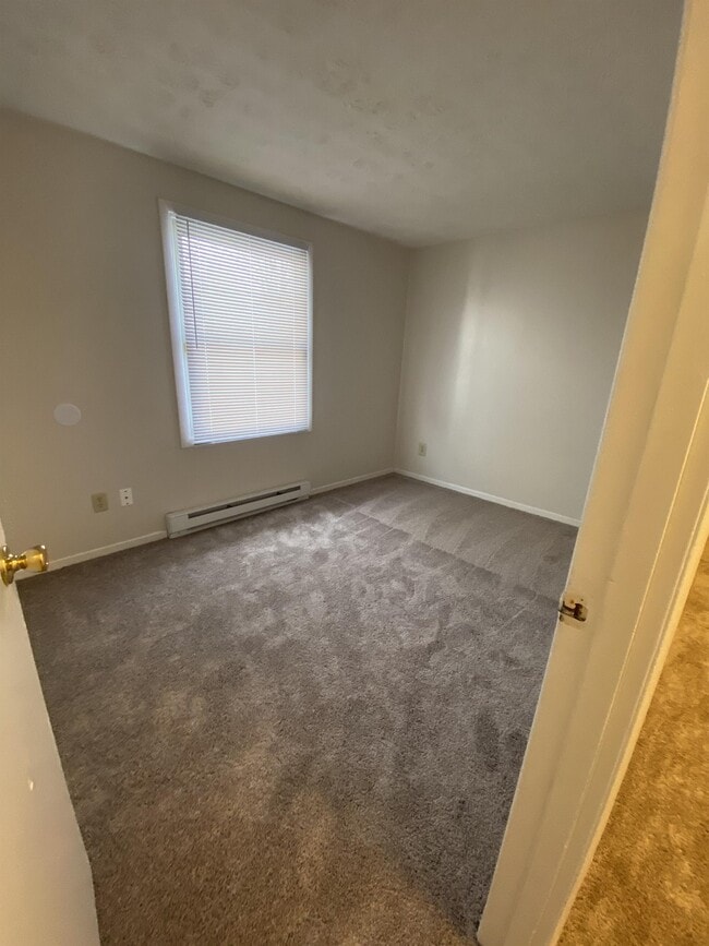 Building Photo - 2664 Pontiac St