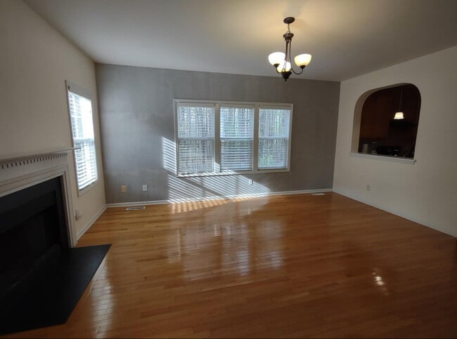 Building Photo - 3208 APEX