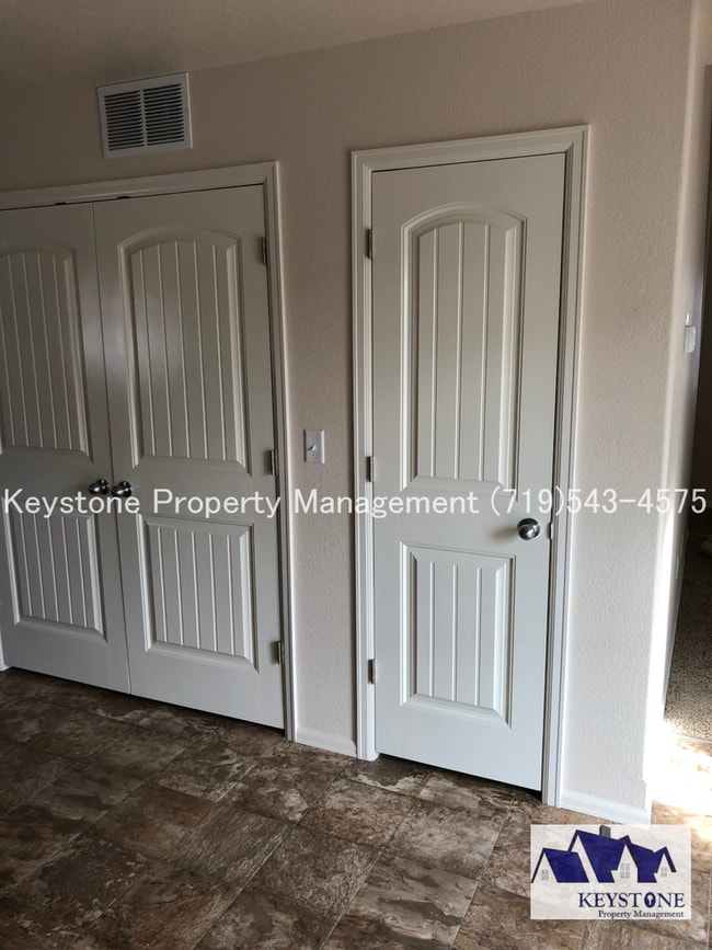 Building Photo - Stay Cool with Central Air! Two-Story Home with 3 Bedrooms/2 Bath/2 Car Garage $1,900/$1,900