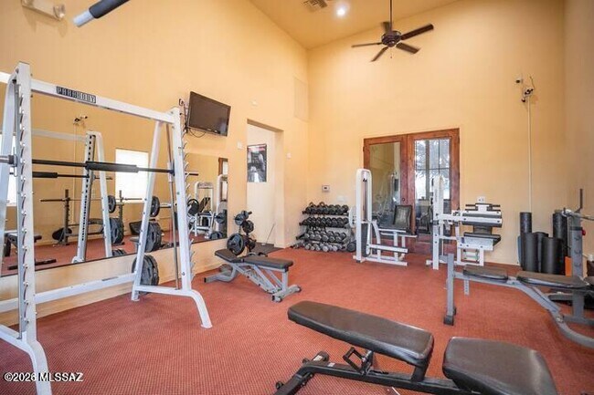 Building Photo - 1211 Lombard Way