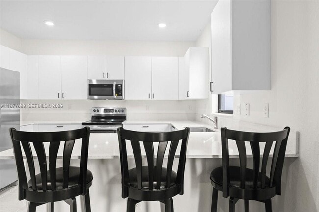 Building Photo - 20344 NW 6th Pl