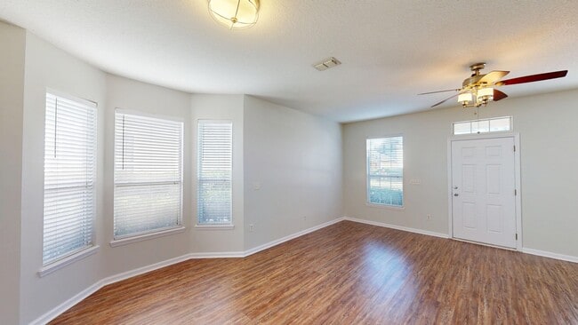 Building Photo - 448 Sherwood Oaks Dr