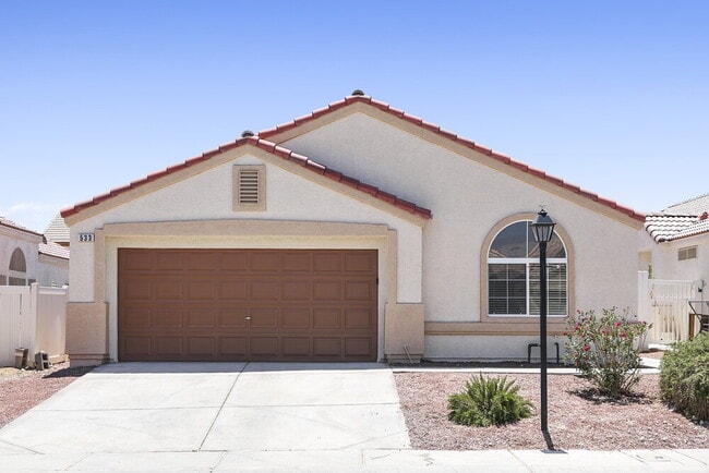 Building Photo - 533 Regal Robin Way