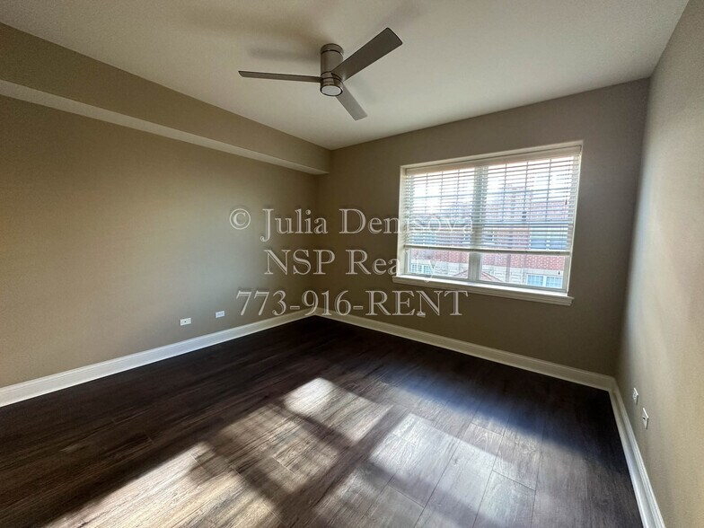 Building Photo - 1 Itasca Pl