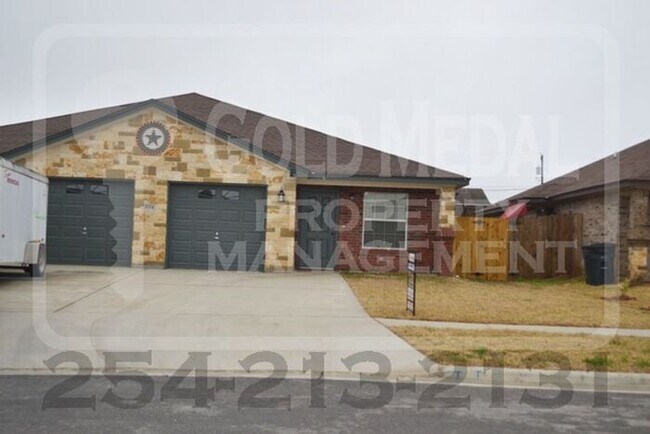 Building Photo - 1104 Grace Point Dr