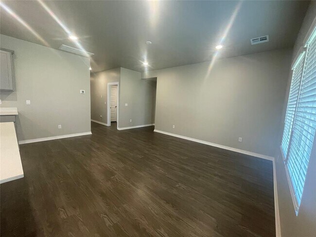 Building Photo - 2769 Alice Wy