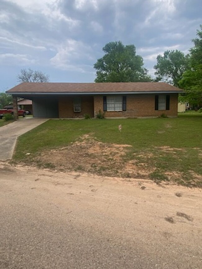 Building Photo - Home for Rent in Coushatta, Louisiana - Re...