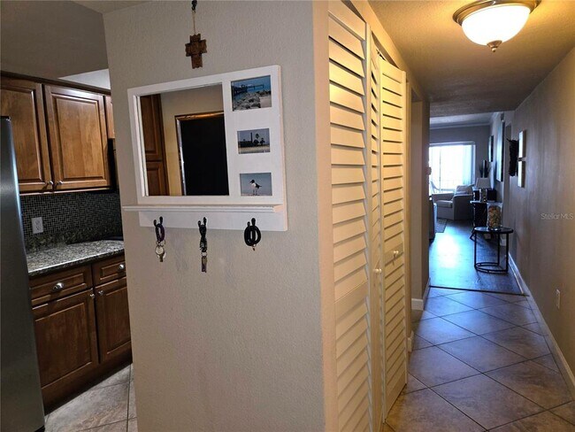 Building Photo - 4901 38th Way S