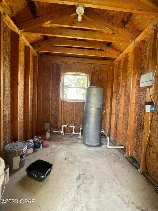 Building Photo - 9137 Eloise Ln