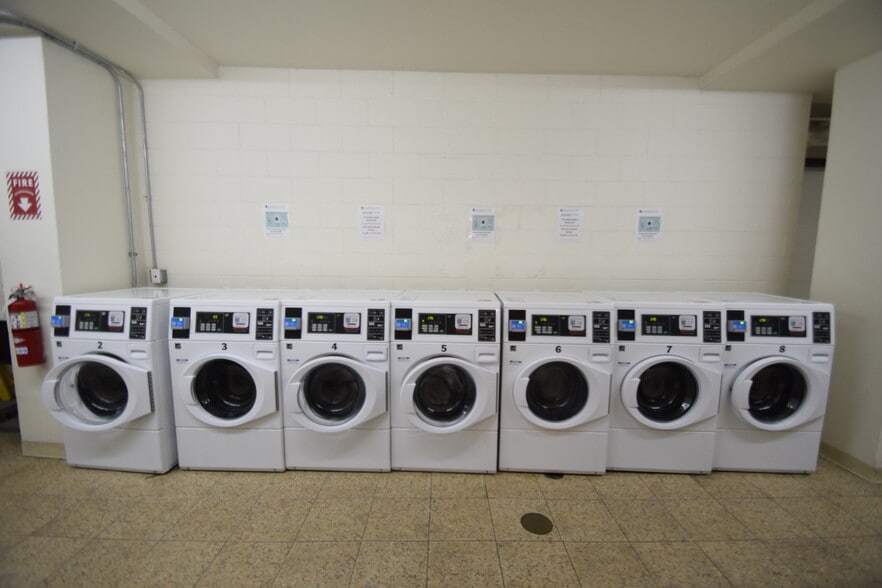 Building Photo - 60 Longwood Ave