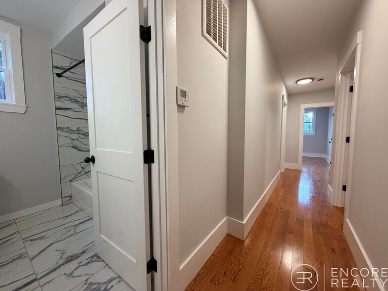 Building Photo - 349 Sumner St