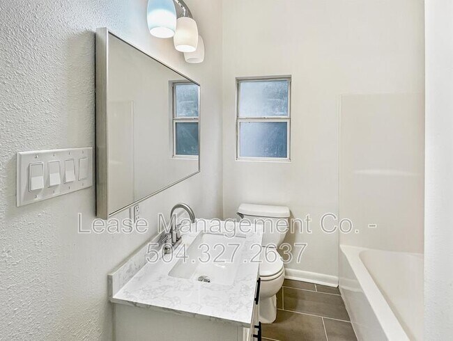 Building Photo - 2909 St Peter St