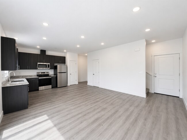 Building Photo - The Townes at Mill End | 1 MONTH FREE When You Sign a 15-Mo Lease! BRAND NEW Townhome in the Desi...