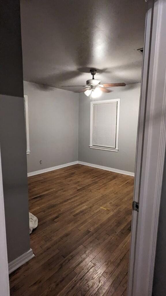 Building Photo - 107 E Comay Cir