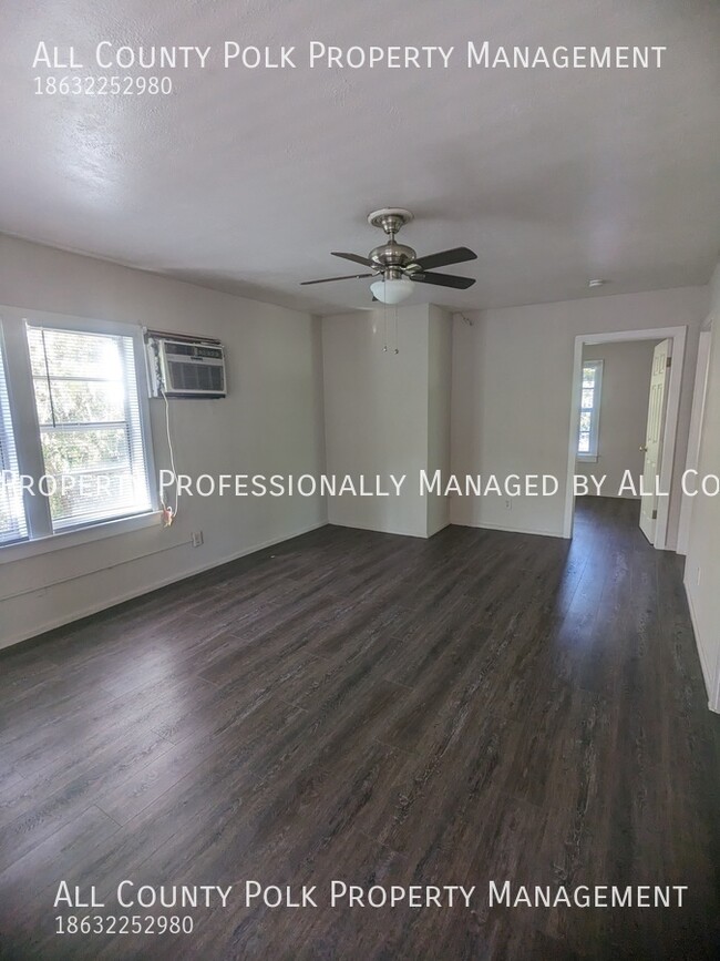 Building Photo - Awesome 2/1 Apartment in Auburndale for Rent