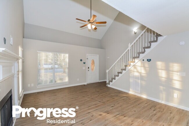 Building Photo - 3338 Meadowhill Dr