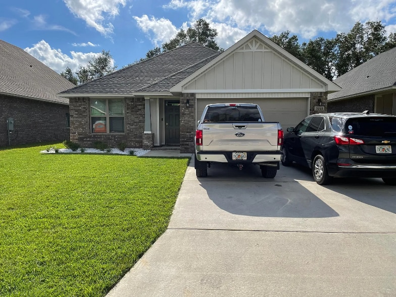 Primary Photo - 3868 Shady Grove Dr