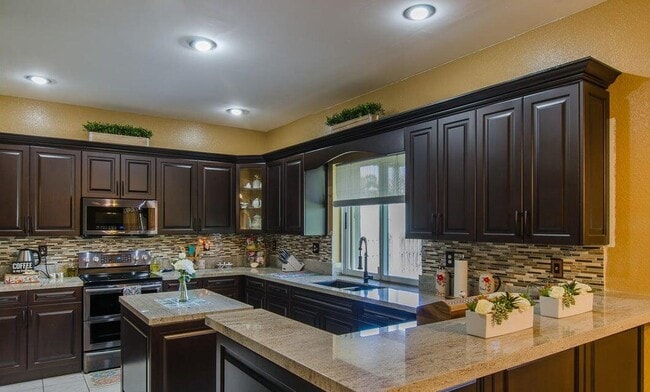 Building Photo - 9095 Indian River Run S