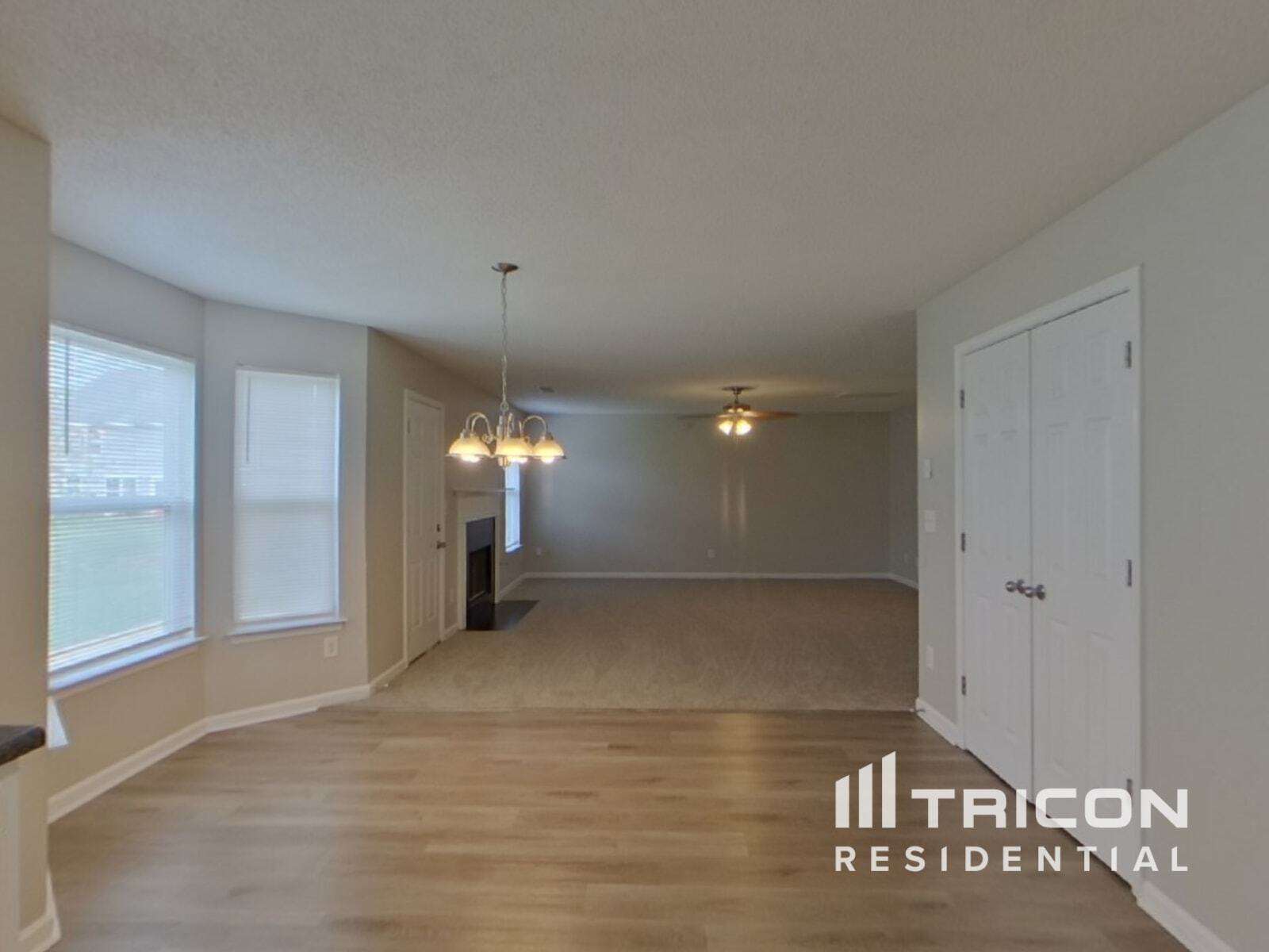 Building Photo - 4012 Rosebud Park Dr