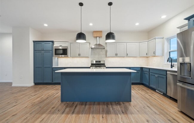 Building Photo - 4749 Preston Ln