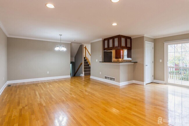 Building Photo - 34 Chimney Ct