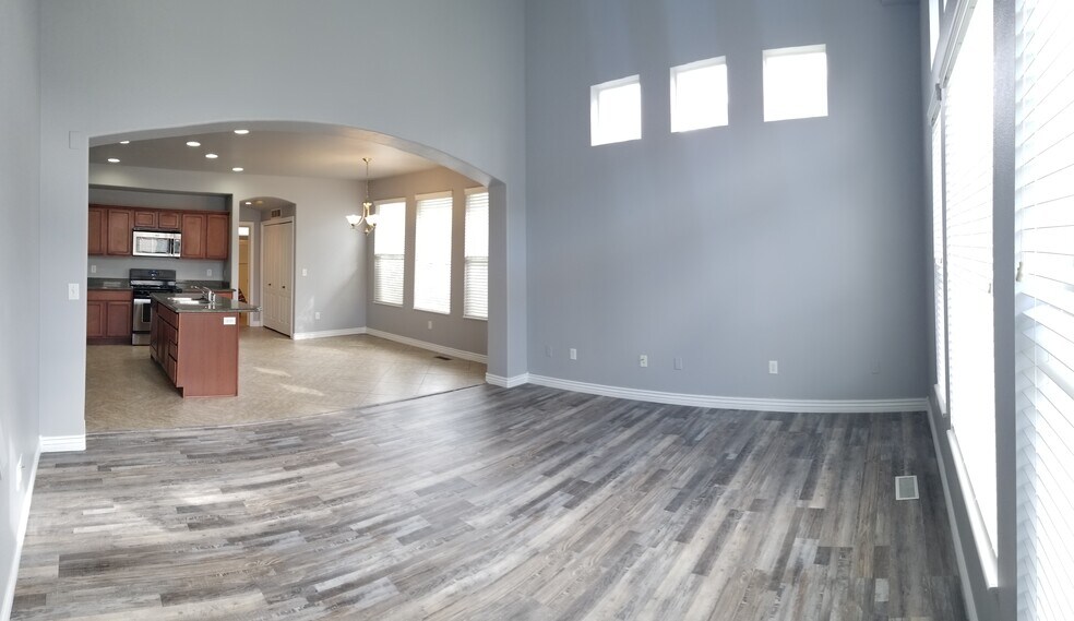 Living Room - 7334 S Shelby View Dr