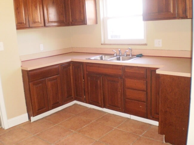 Building Photo - 28201 Coolidge Dr