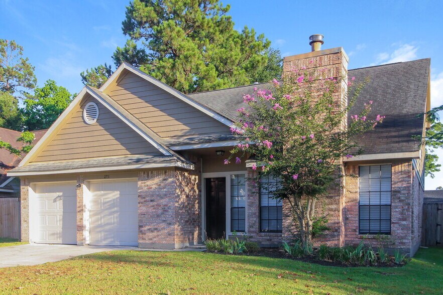 Building Photo - 2711 Knollbrook Ln