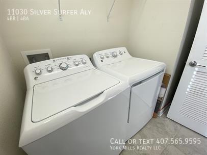 Building Photo - 11030 Silver Surfer Alley