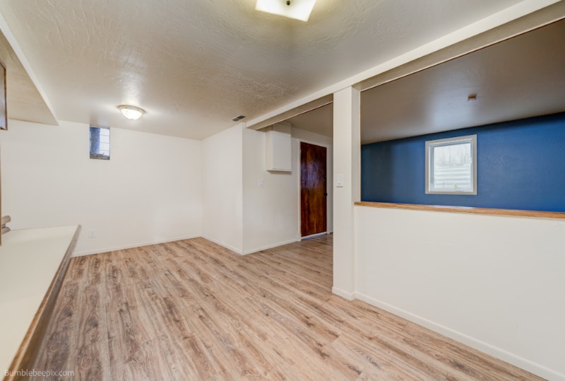 Building Photo - 101 E Miller Ave