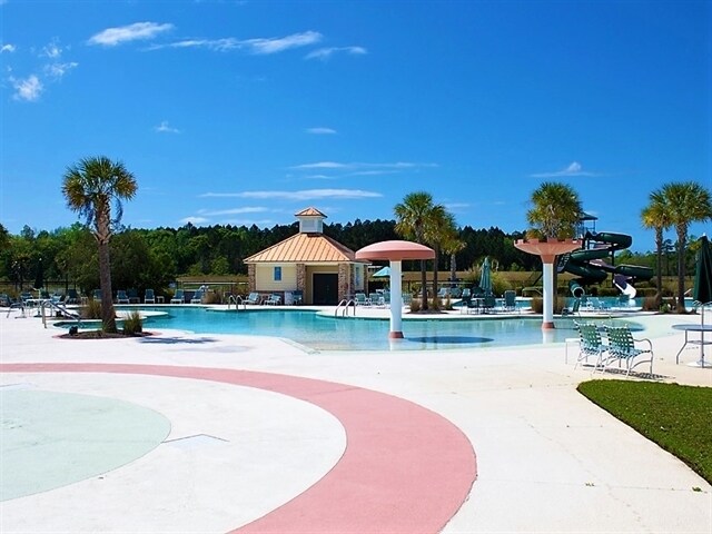 Building Photo - 330 Crabapple Cir