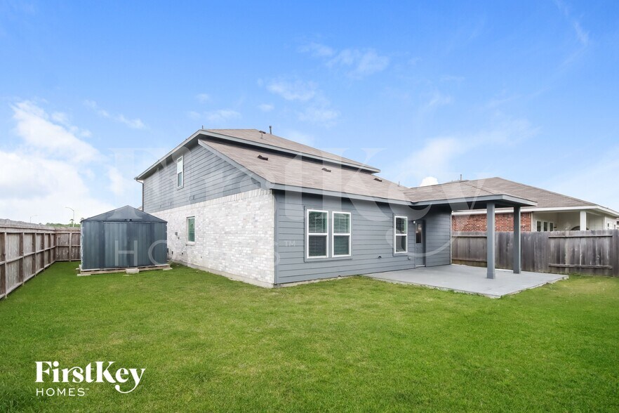 Building Photo - 10002 Chase Ct