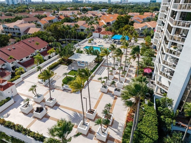 Building Photo - 3598 Yacht Club Dr