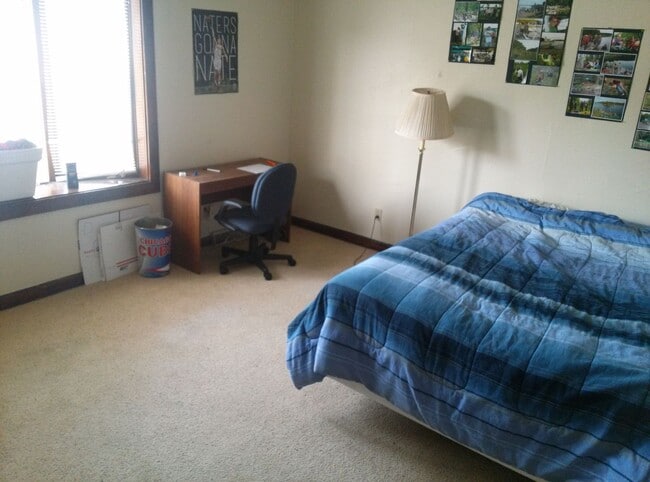 Building Photo - 2579 N Frederick Ave