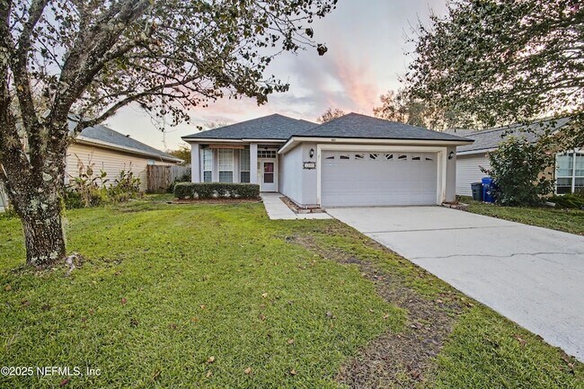 Building Photo - 1290 Ardmore St