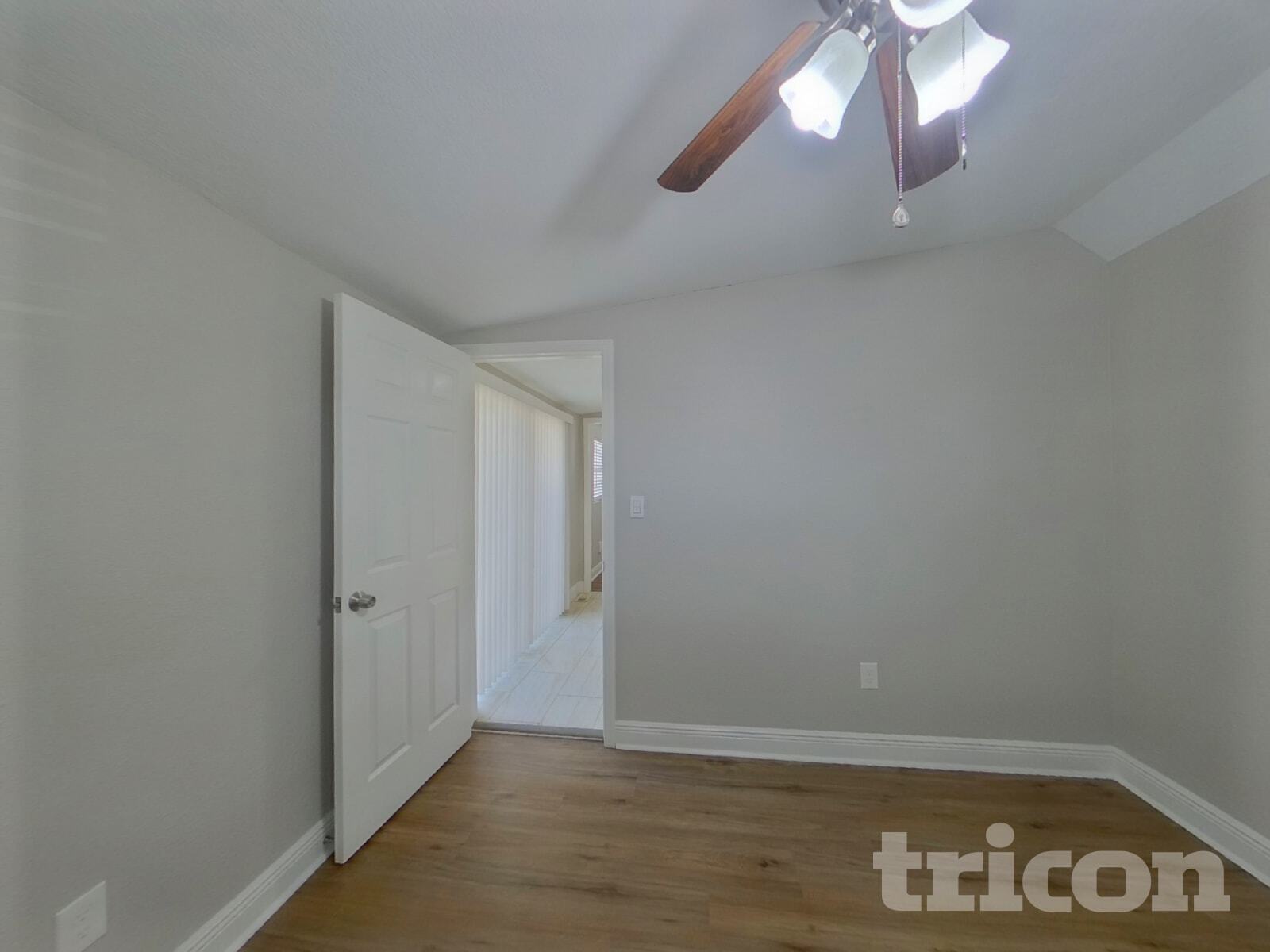 Building Photo - 355 43rd Ave N